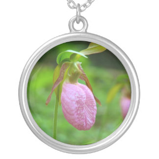 lady slipper silver plated necklace