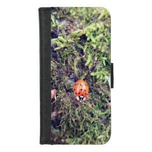 Ladybug on moss photography iPhone 8/7 wallet case