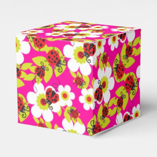 Ladybug red pink pattern kids party gift box