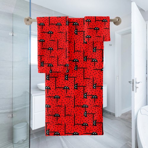 Ladybugs hustle _ fun ladybug pattern bath towel set