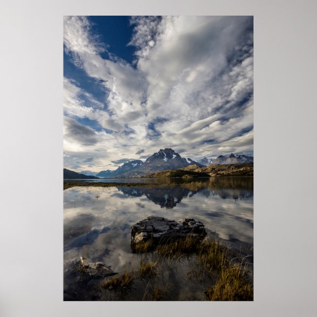 Lago Gray. Cordillera del Paine 2 Poster (Front)