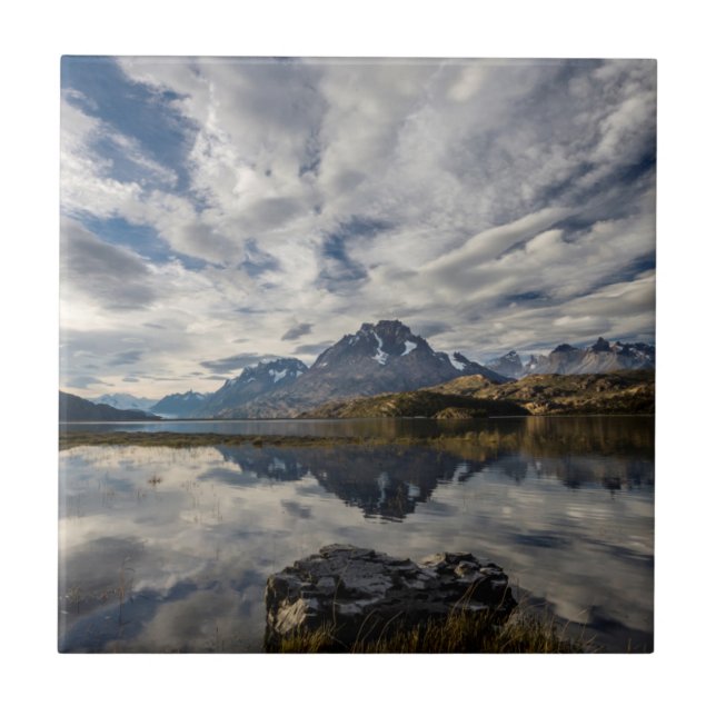 Lago Grey. Cordillera del Paine 2 Ceramic Tile (Front)