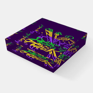 Laissez les bon temps rouler Typography Mardi Gras Paperweight