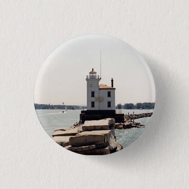 Lake Erie Lighthouse Button (Front)
