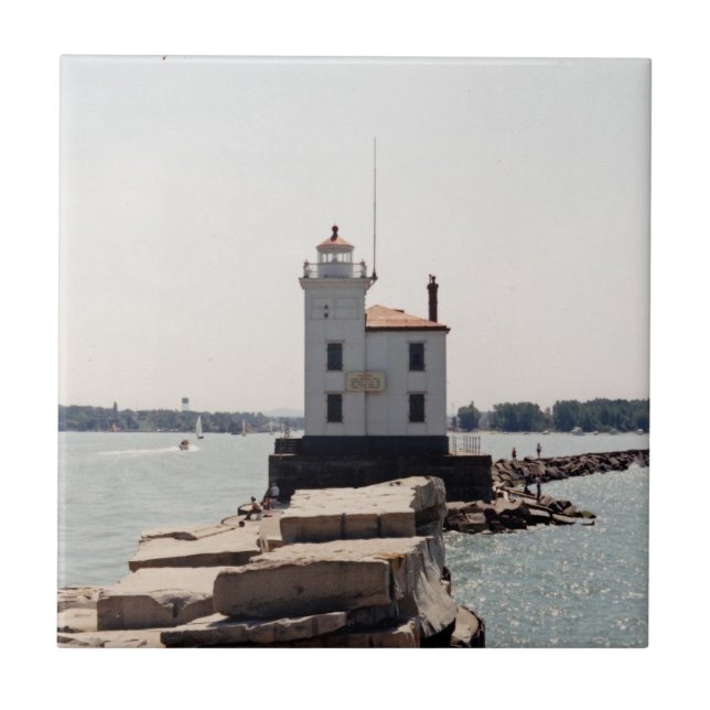 Lake Erie Lighthouse Ceramic Tile (Front)