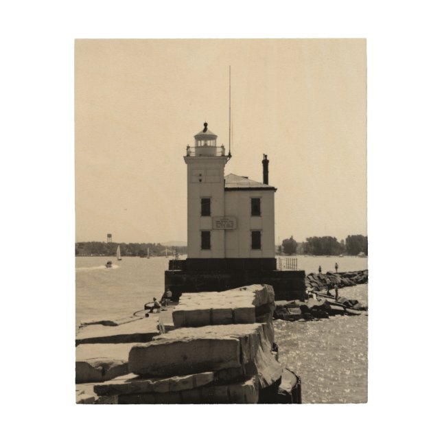 Lake Erie Lighthouse Wood Wall Art (Front)
