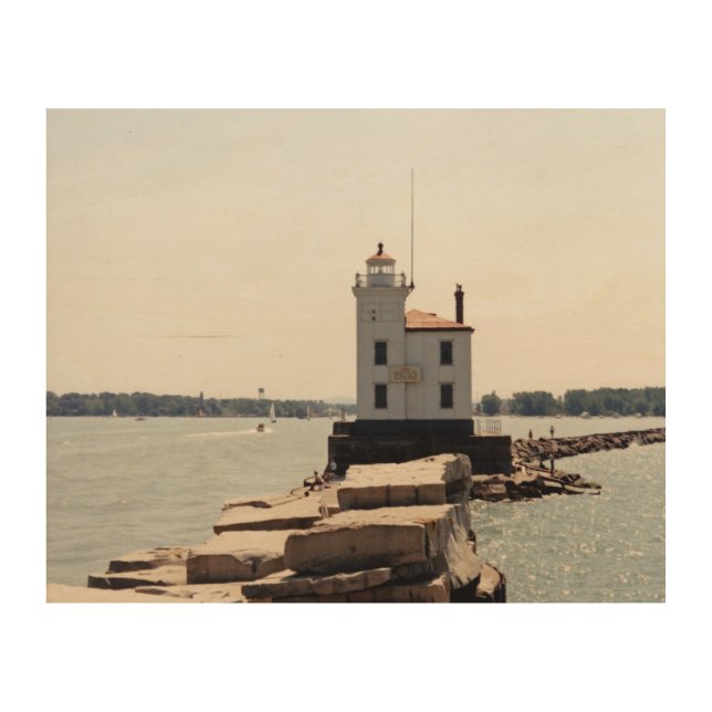 Lake Erie Lighthouse Wood Wall Decor (Front)