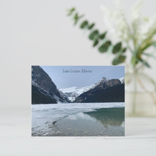 Lake Louise, Alberta Famous Tourism Spot Postcard (Standing Front)