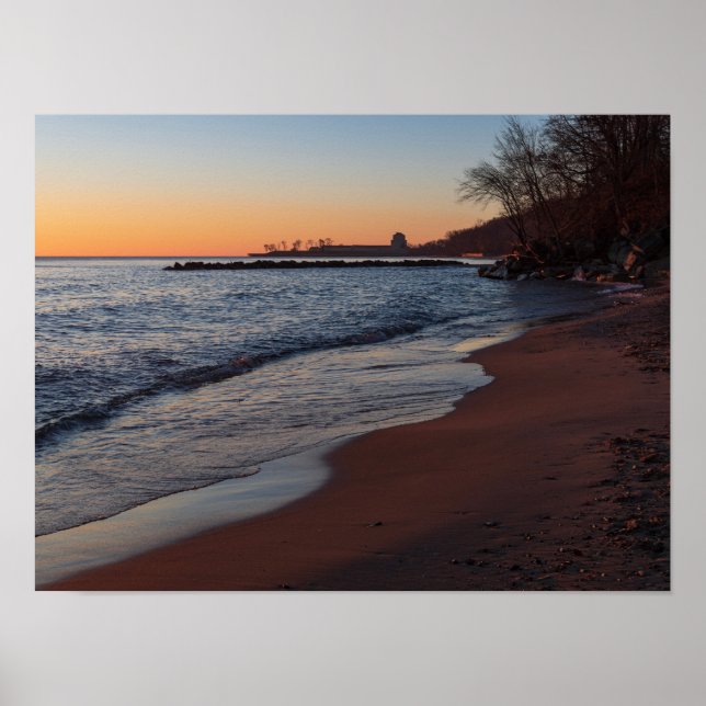 lake michigan north shore milwaukee at daybreak poster (Front)