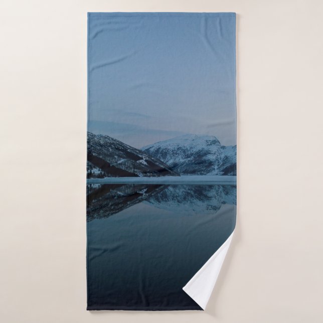 LAKE SURROUNDED BY MOUNTAINS BATH TOWEL (Bath Towel)