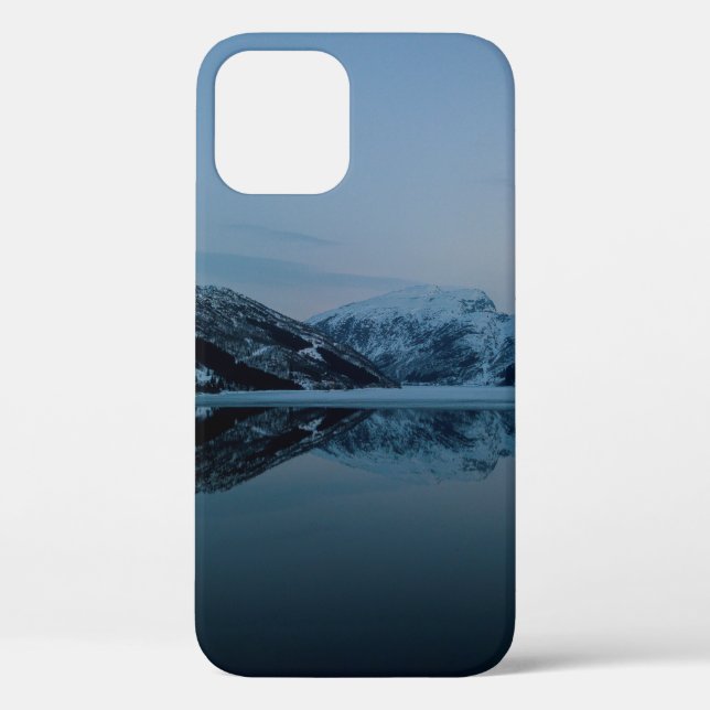 LAKE SURROUNDED BY MOUNTAINS Case-Mate iPhone CASE (Back)