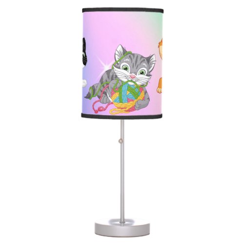 Lamp with 3 kittens