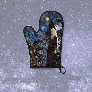 Land of Dreams Oven Mitt