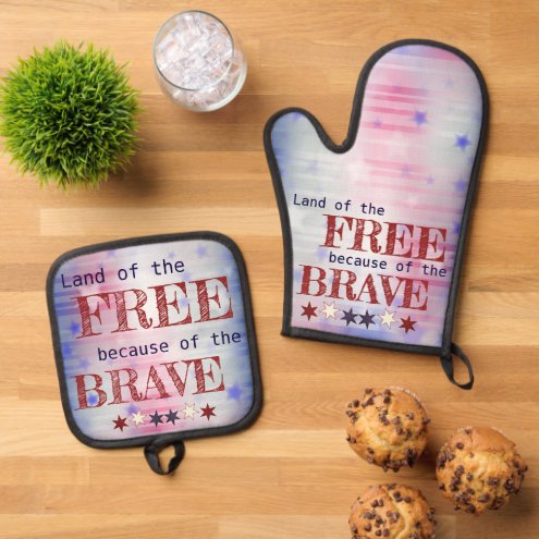 Land of the Free Because of the Brave Cake Pan