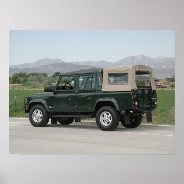 Land Rover Defender 110 Poster (Front)
