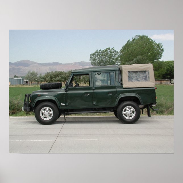 Land Rover Defender 110 Poster (Front)