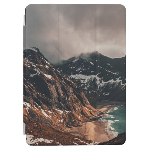 LANDSCAPE PHOTOGRAPHY OF BROWN MOUNTAIN ACROSS WAT iPad AIR COVER