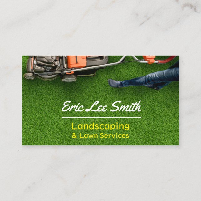 Landscaping/Lawn care/Gardener Business Card (Front)