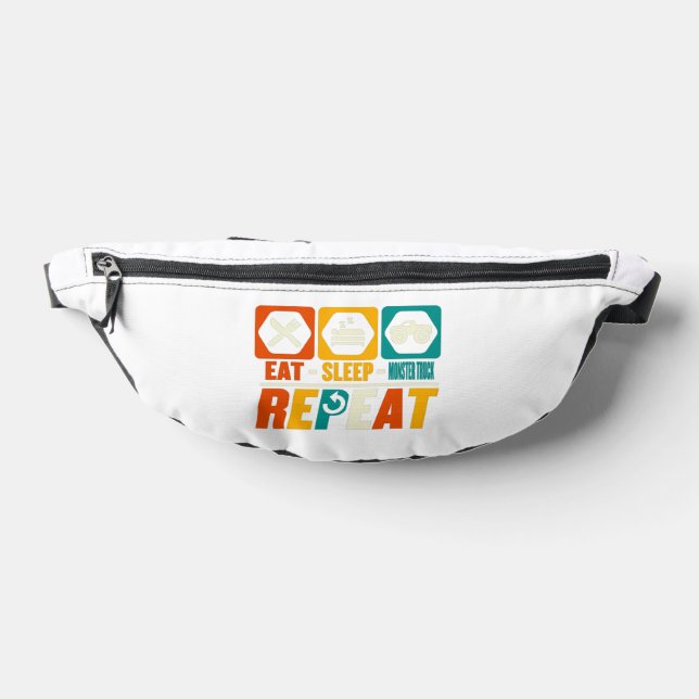laneybarras5 fanny pack (Lay Down)