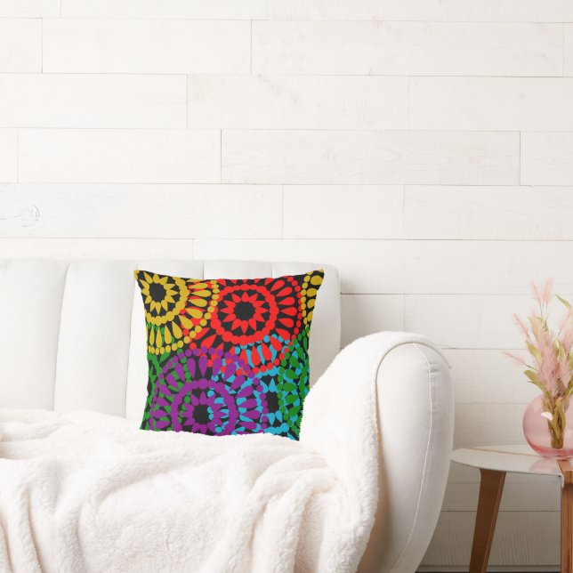 Large Circles  Throw Pillow (Couch)