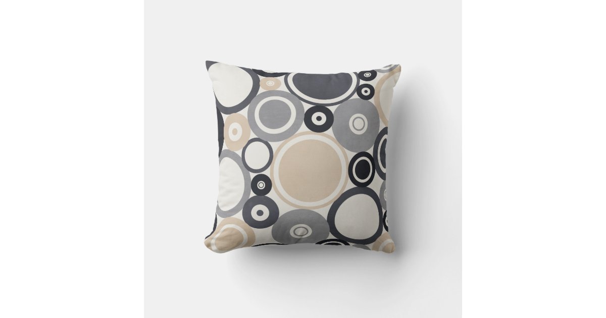 Garnet and Gray Big Dots Outdoor Decorative Pillow
