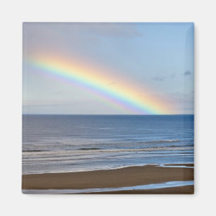 Large rainbow over the Pacific Ocean at Magnet