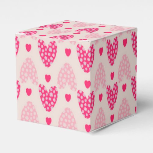 Large scale red heart Favor Box