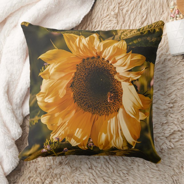 Large Single Yellow Sunflower Decor Throw Pillow (Blanket)