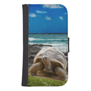 Large turtle at the sea edge wallet phone case for samsung galaxy s4