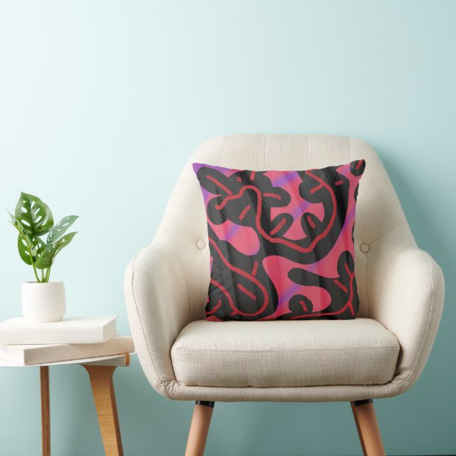 LaRr Throw Pillow (Chair)