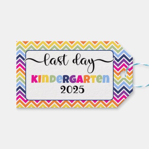 last day of kindergarten photo prop sign gift tags