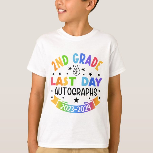 Last Day Of School Autograph 2nd Grade Graduation  T-Shirt (Front)