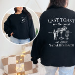 Last Toast On The Coast Beach Bachelorette Party Sweatshirt<br><div class="desc">Elevate your beach bachelorette party experience with our Last Toast On The Coast Beach Bachelorette Party Sweatshirt – a perfect blend of comfort and luxury. This custom sweatshirt goes beyond being cozy; it's a symbol of personalized style, making it an ideal choice for your last toast on the coast. Featuring...</div>