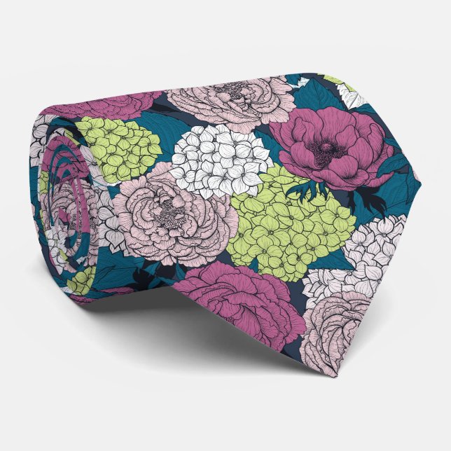 Late spring garden neck tie (Rolled)