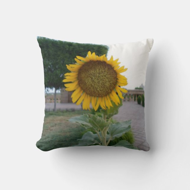 Latest cool Sunflower Throw Pillow (Front)