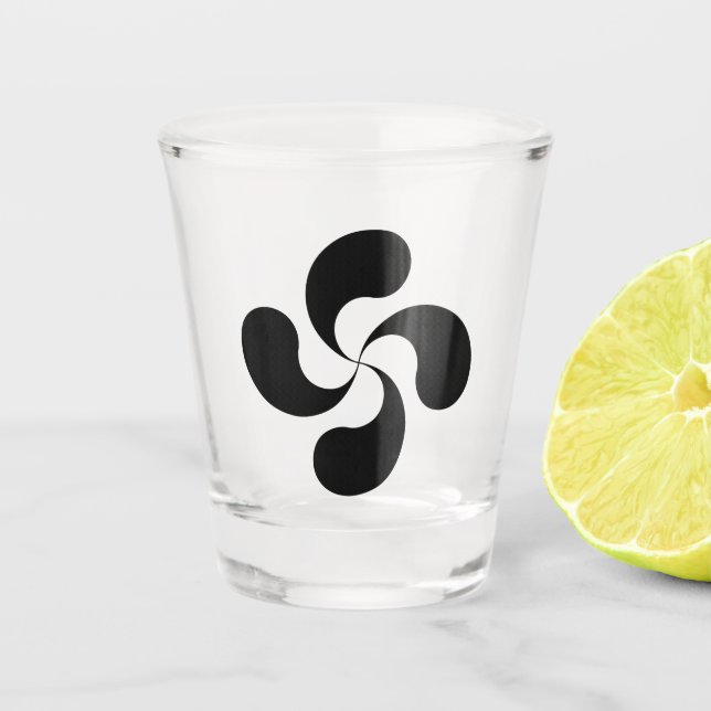 Lauburu symbol shot glass (Front)