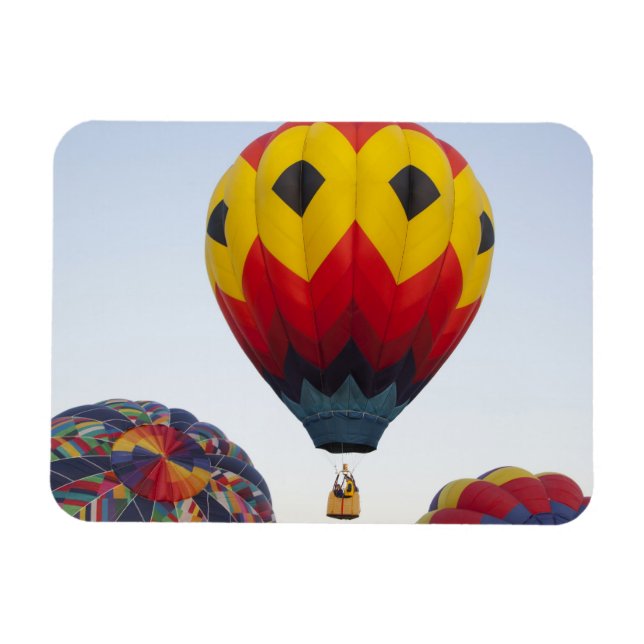 Launching hot air balloons magnet (Horizontal)