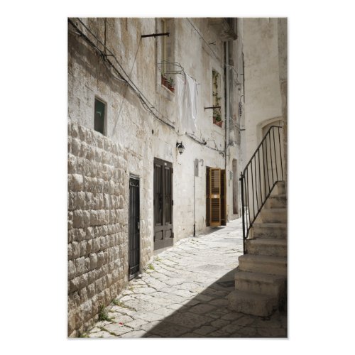 Laundry hanging to dry in an alley in Italy Photo Print