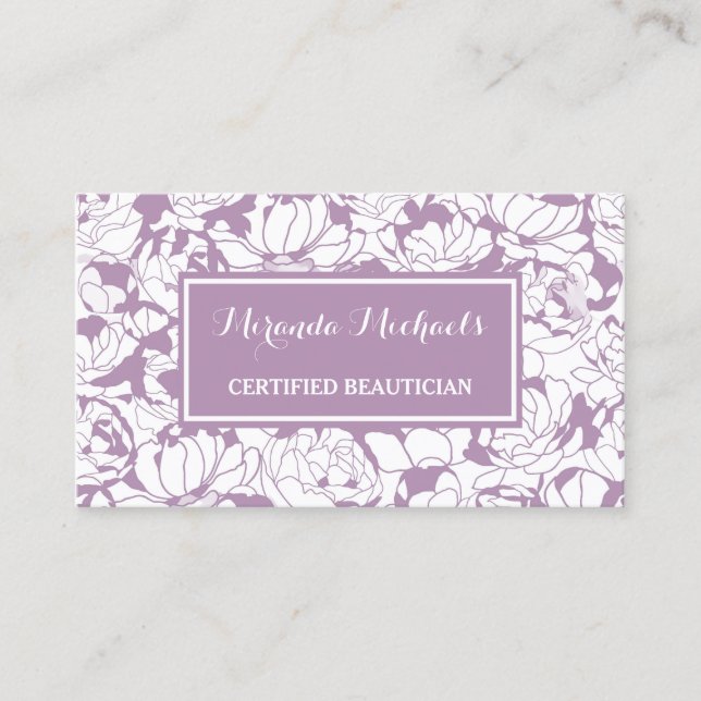 Lavender Floral Beautician Design | Elegant Style Business Card (Front)