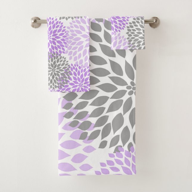 Lavender Gray dahlia floral bath decor Bath Towel Set (Insitu)