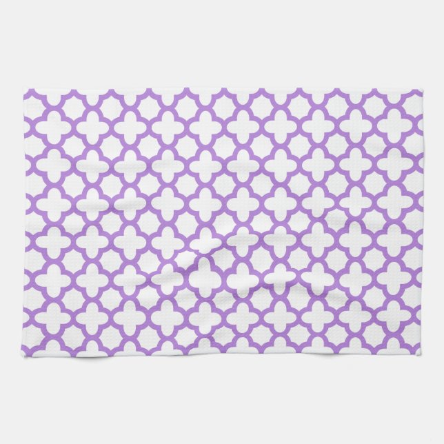 Lavender Quatrefoil Pattern Towel (Horizontal)