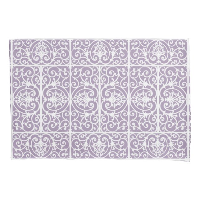 Lavender scrollwork pattern pillow case (Front)