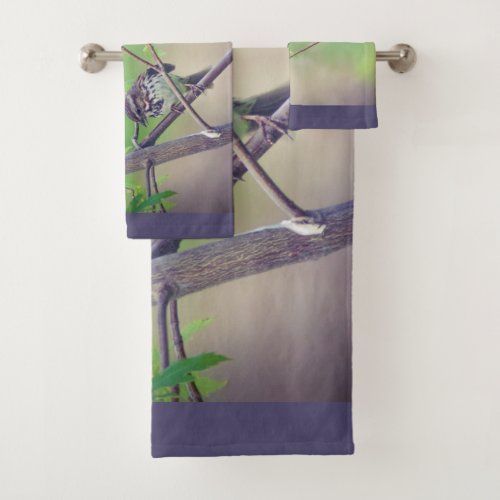 LavishlyOn Spring Bird Natures Hues  Bath Towel Set