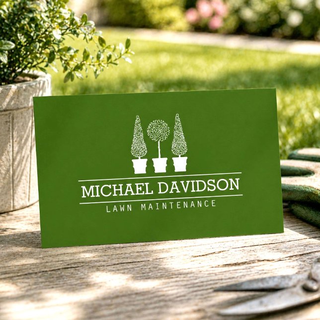 Lawn Maintenance Business Card (Creator Uploaded)