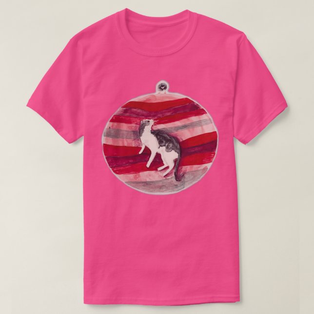 lazy cat following a pigeon 2 T-Shirt (Design Front)