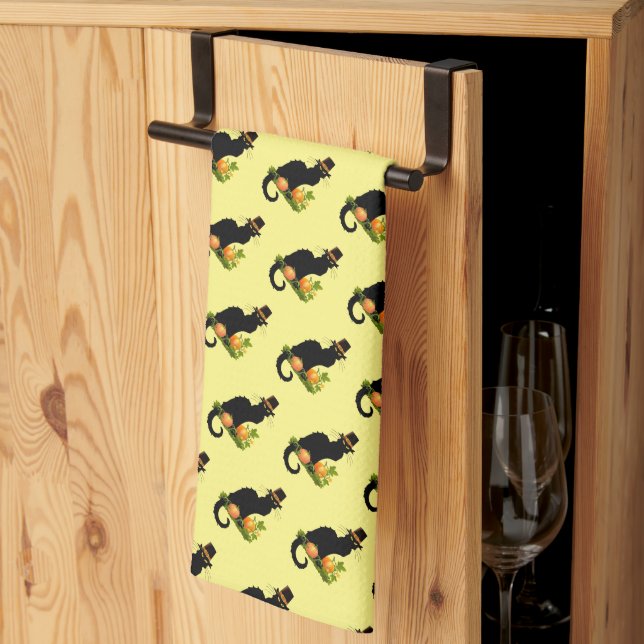 Le Chat Noir Thanksgiving and Pilgrim Turkey Kitchen Towel (Thirds Fold)
