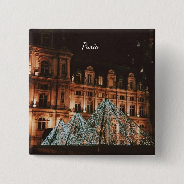 Le Louvre, Paris, France Button (Front)