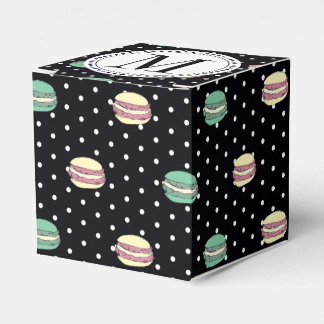 Le Macaron polkadot Favor Boxes (Front Side)