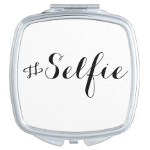 Le Selfie Compact
