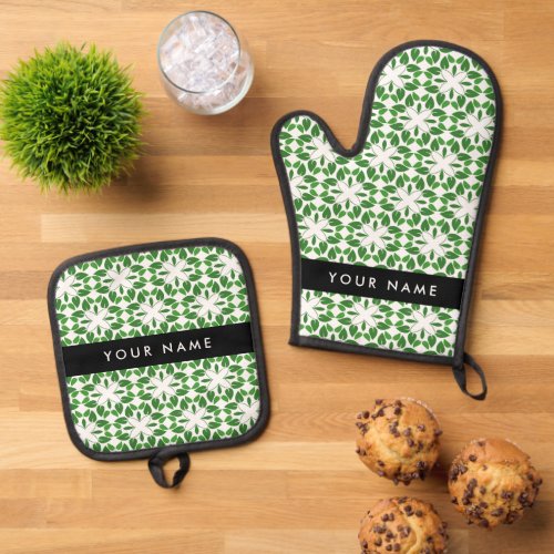 Leaf Pattern Green Leaves Your Name Oven Mitt  Pot Holder Set